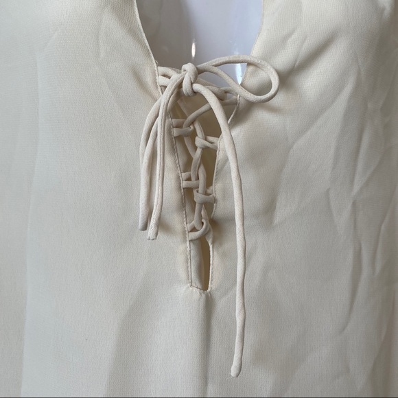 Criss Cross V Neck Tunic Blouse - Picture 5 of 8